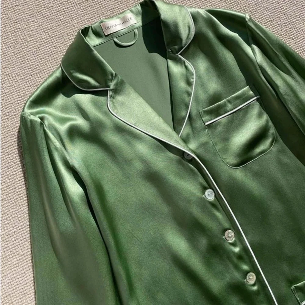 Olivia von Halle 100% silk pajamas set - Picture 3 of 15